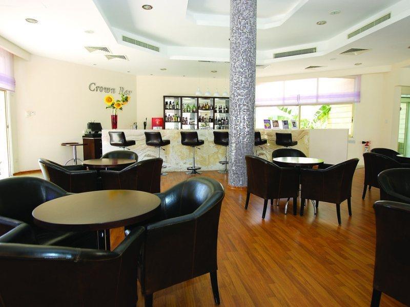 赫尼帕皇冠度假酒店 拉纳卡 外观 照片